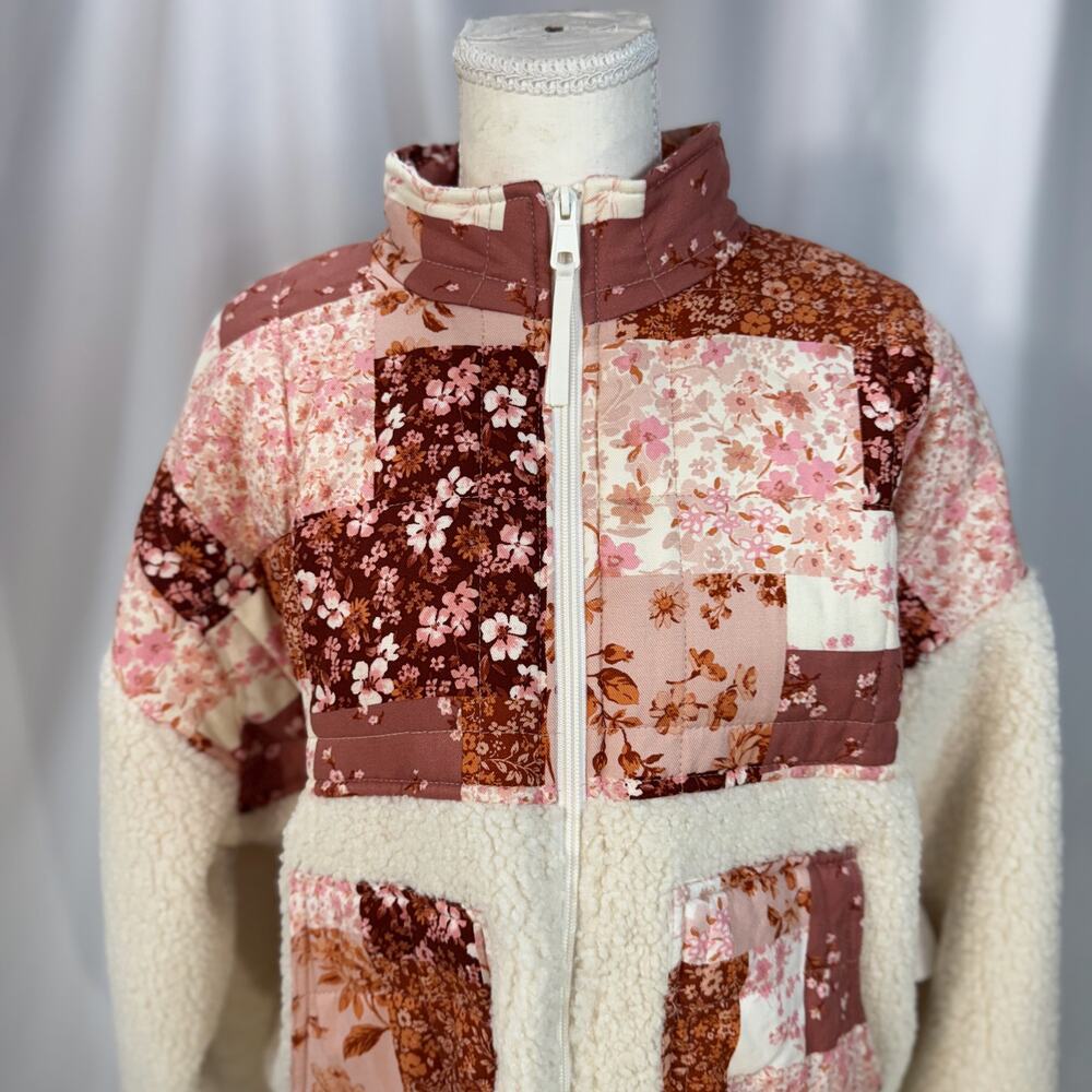 Alter’d State Sherpa Patchwork Jacket Medium NWT Floral Cottagecore Boho Prairie - Picture 4 of 16